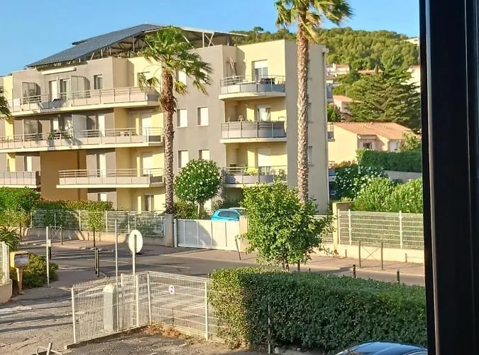 דירה Mia & Hunik 2 *